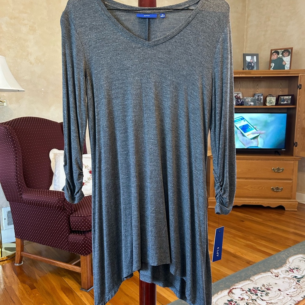 Apt. 9 trapeze tee